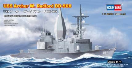 USS Arthur W. Radford DD-968 von HobbyBoss