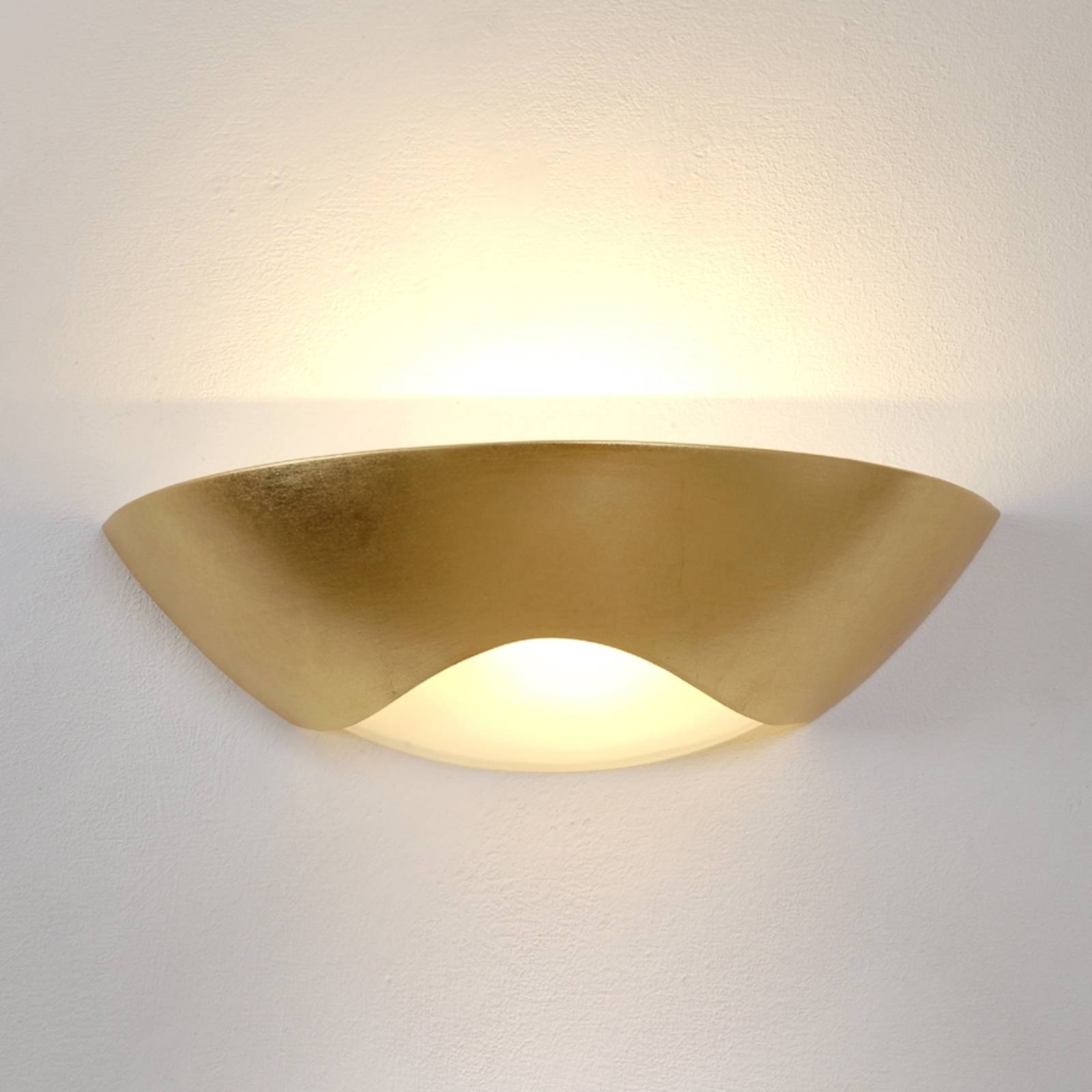 Edle Wandleuchte Matteo Curve, gold von Holländer