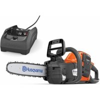 Husqvarna 225i, 14 Zoll + Akku BL140 + Ladegerät C80 Husqvarna 225i, 14 Zoll + Akku BL140 + Ladegerät C80 von Husqvarna