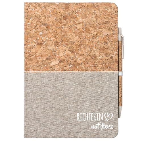 Huuraa Notizbuch Richterin mit Herz Geschenk Din A5 80 Blattinkl. Kugelschreiber Richterin Geschenkidee Huuraa Notizbuch Richterin mit Herz Geschenk Din A5 80 Blattinkl. Kugelschreiber Richterin Geschenkidee von Huuraa