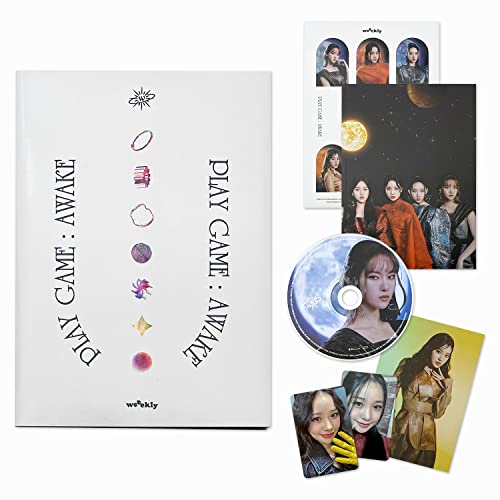 WEEEKLY - 1st Single album [Play Game : AWAKE] (Real Self Version) Photo Book + Photo Card + CD + Sticker + Post Card von IST Ent.