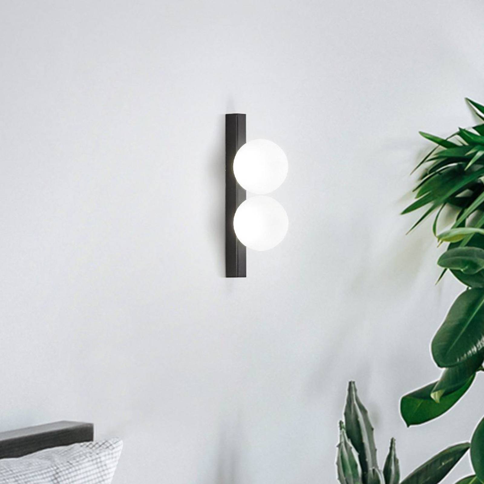 Ideal Lux LED-Wandlampe Ping Pong schwarz 2-flammig Opalglas Ideal Lux LED-Wandlampe Ping Pong schwarz 2-flammig Opalglas von Ideallux