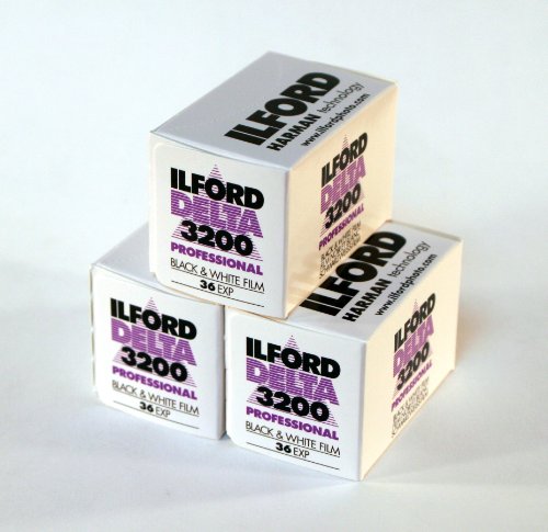 Ilford Delta 3200 Film, 35 mm, 36 Belichtungen, Schwarz und Weiß, 3 Stück von Ilford