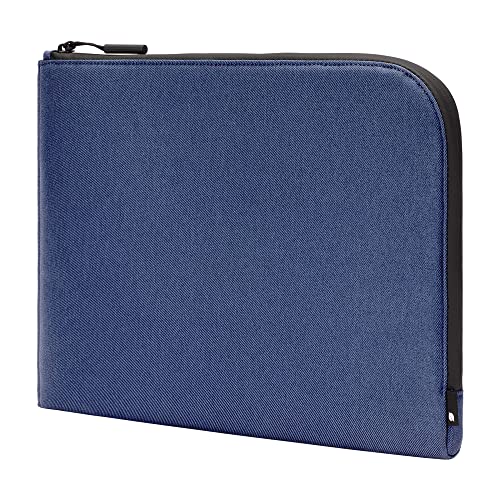 Incase Facet Sleeve Tasche für Apple MacBook Pro 13" & Air 13" & 12"/13" Notebooks/Tablets [Aus 100% recyceltem Twill (Polyester) I 2 Innentaschen I Wasserabweisende Außenseite I EVA gepolstert] blau von Incase