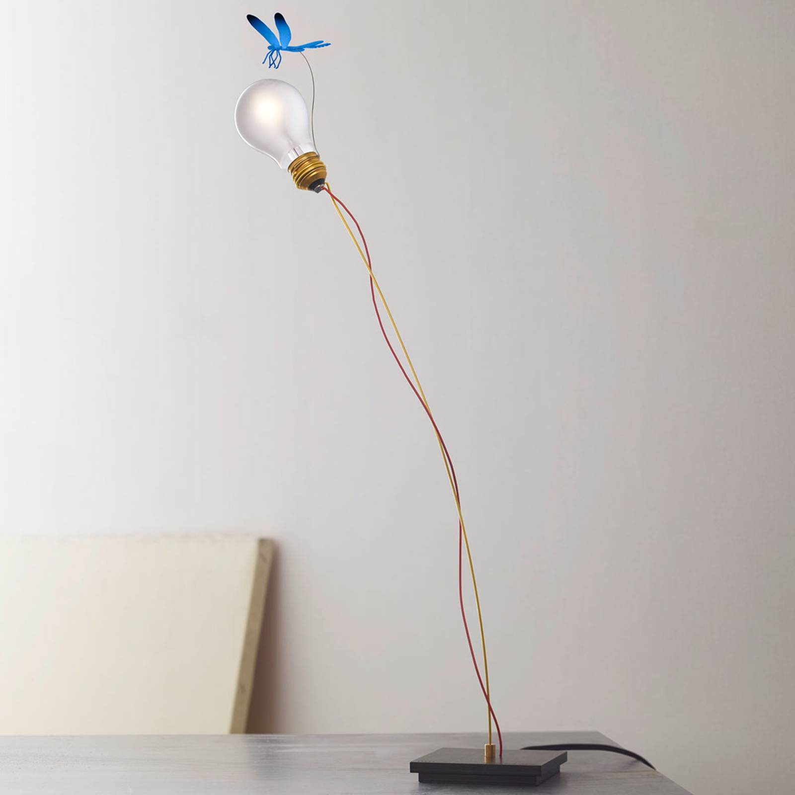 Ingo Maurer LED-Tischlampe I Ricchi Poveri Bzzzz, blau 60 cm Ingo Maurer LED-Tischlampe I Ricchi Poveri Bzzzz, blau 60 cm von Ingo Maurer