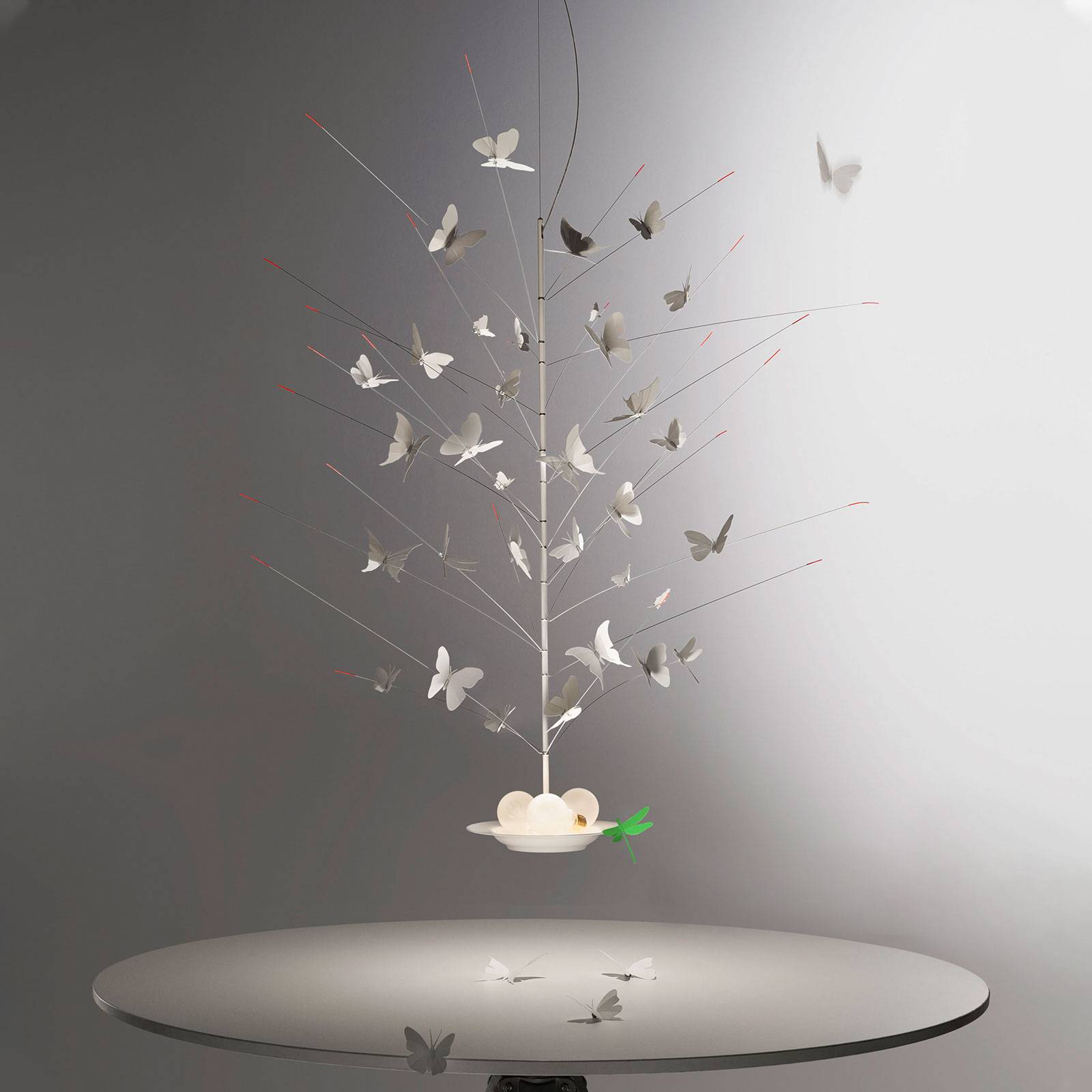 Ingo Maurer La Festa Delle Farfalle Pendel 85 cm Ingo Maurer La Festa Delle Farfalle Pendel 85 cm von Ingo Maurer