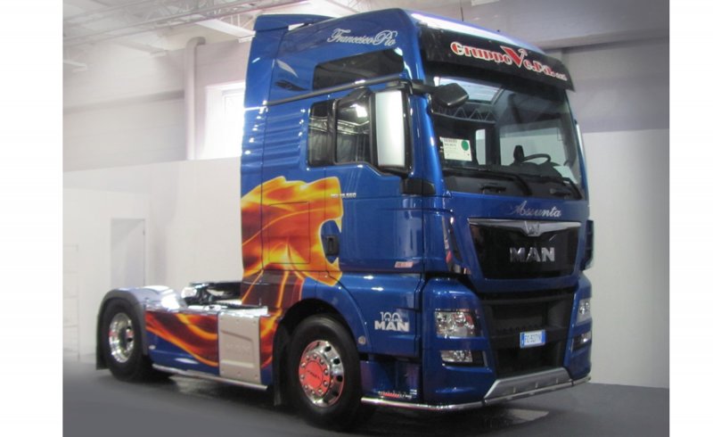 MAN TGX XXL D38 E6 Edition MAN TGX XXL D38 E6 Edition von Italeri