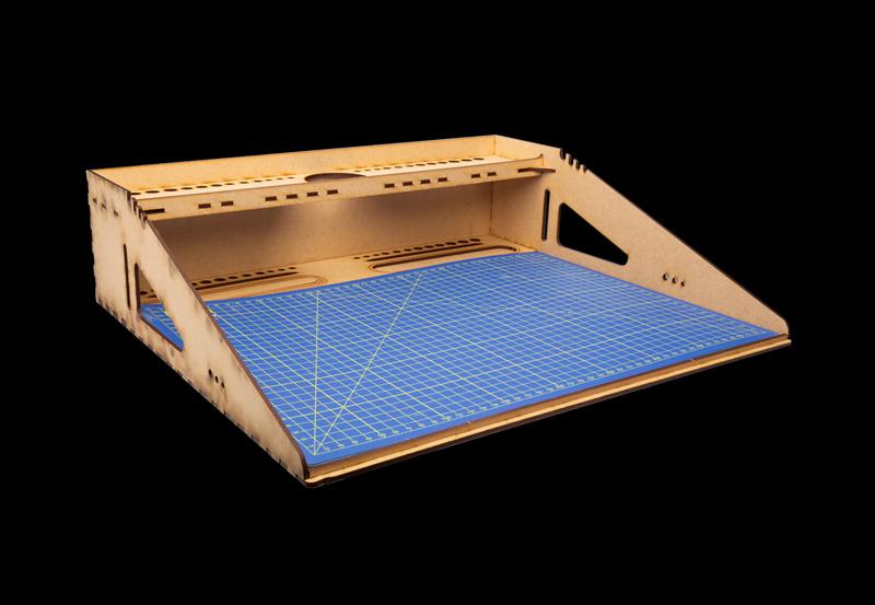 Modell-Workstation MDF DIN A3 von Italeri