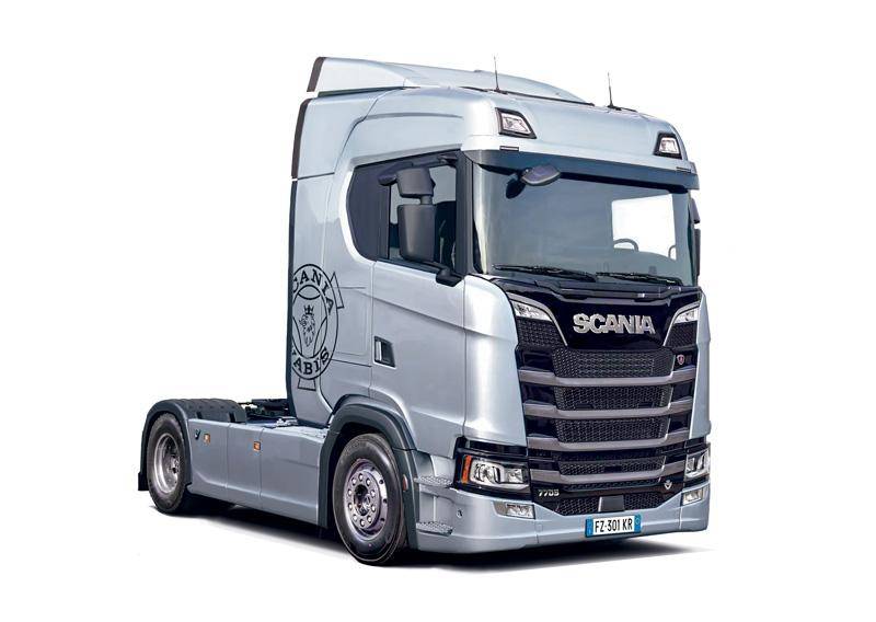 Scania S770 4x2 Normal Roof GreyCap von Italeri