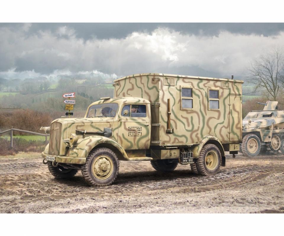 Sd.Kfz. 305/22 Funkwagen Sd.Kfz. 305/22 Funkwagen von Italeri
