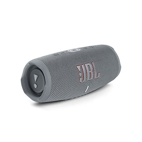 JBL Charge 5 Bluetooth-Lautsprecher in Grau – Wasserfeste, portable Boombox mit integrierter Powerbank – Eine Akku-Ladung für bis zu 20 Stunden kabellosen Musikgenuss von JBL