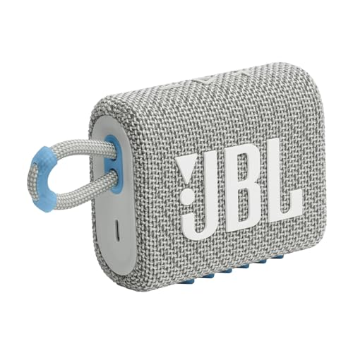 JBL GO 3 Eco – Kleine Bluetooth Box aus recyceltem Material in Weiß – Wasserfester, tragbarer Lautsprecher für unterwegs – Bis zu 5h Wiedergabezeit mit nur einer Akkuladung von JBL