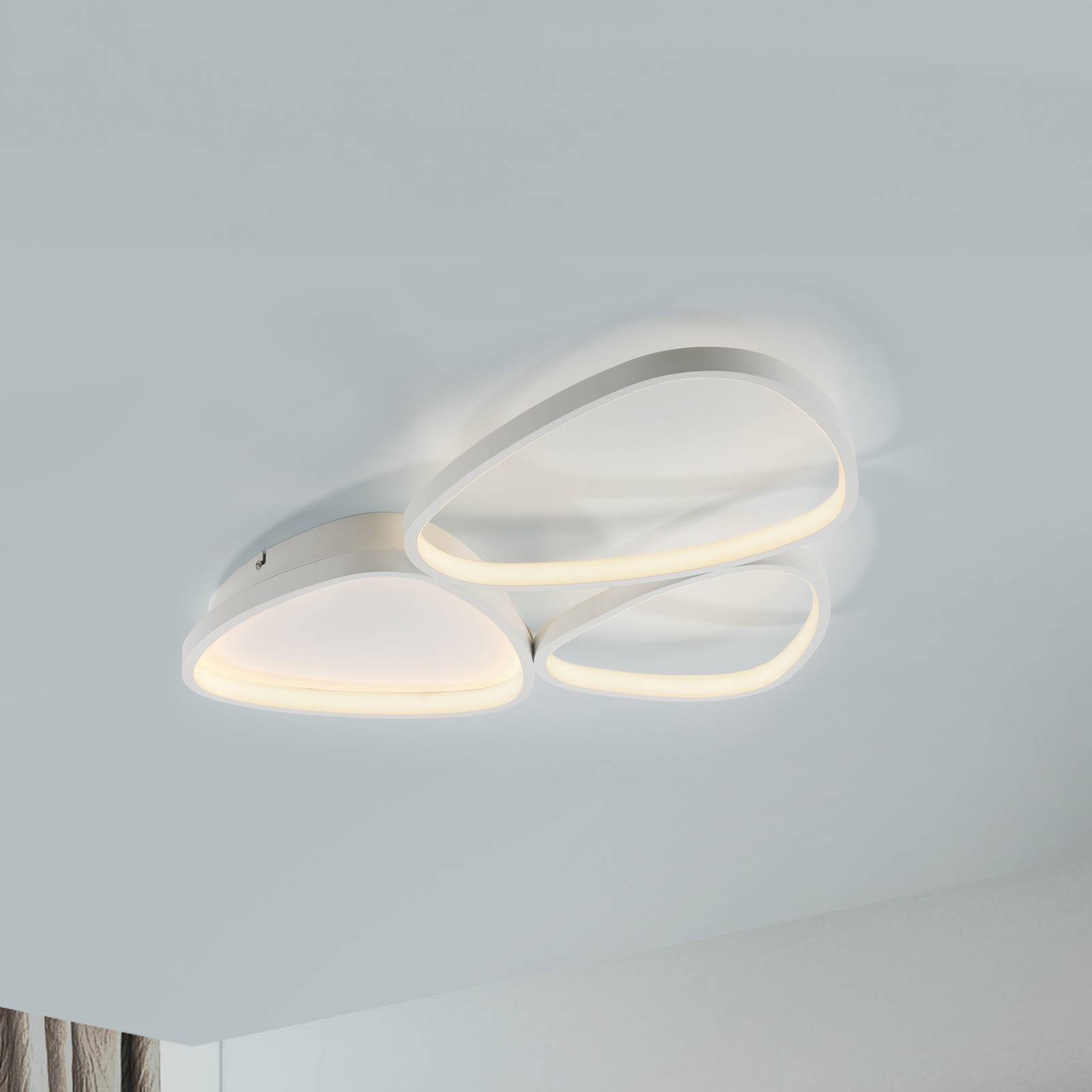 JUST LIGHT. LED-Deckenleuchte Pebbles, weiß, dimmbar JUST LIGHT. LED-Deckenleuchte Pebbles, weiß, dimmbar von JUST LIGHT.