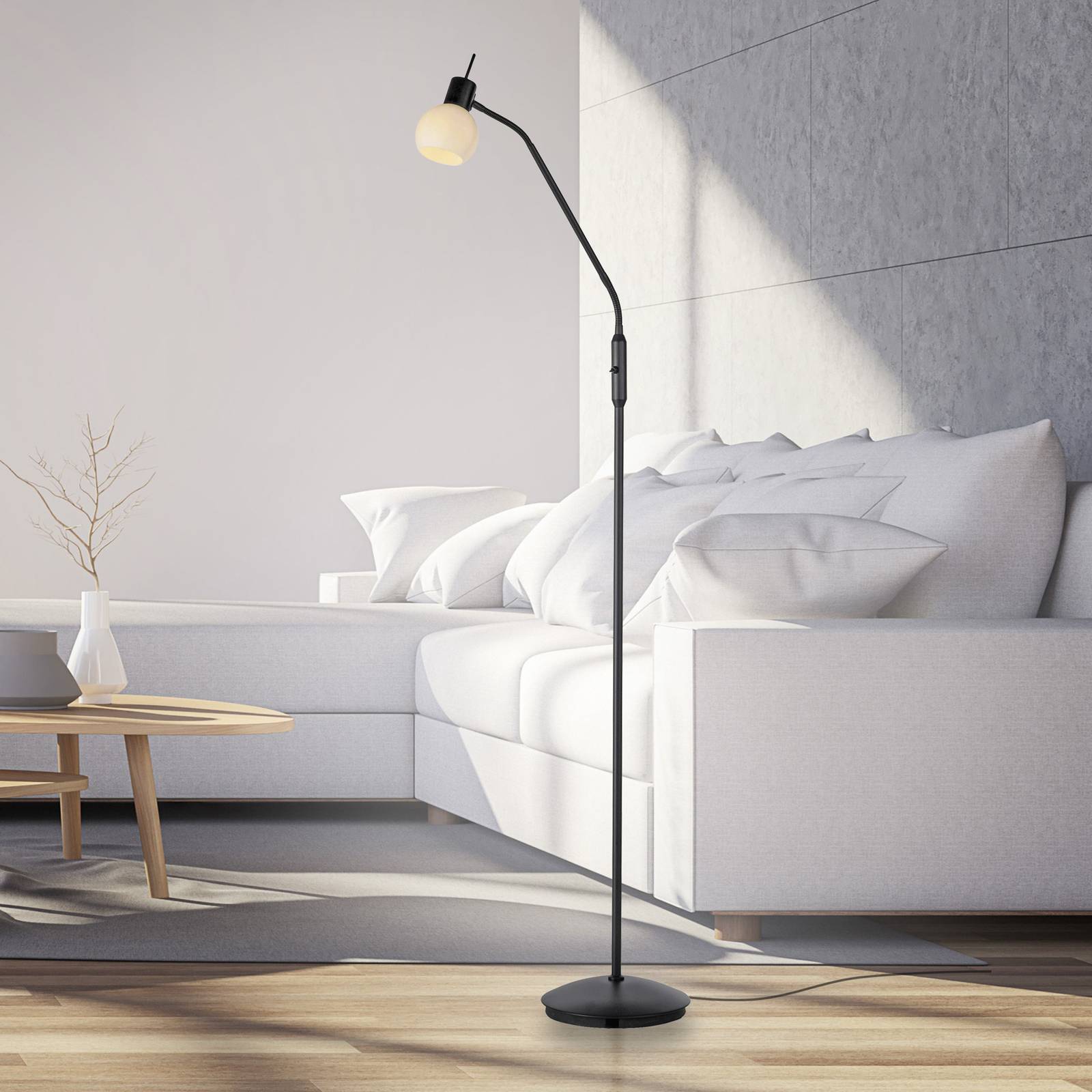 JUST LIGHT. Stehleuchte Loki, schwarz, Eisen, Glas von JUST LIGHT.