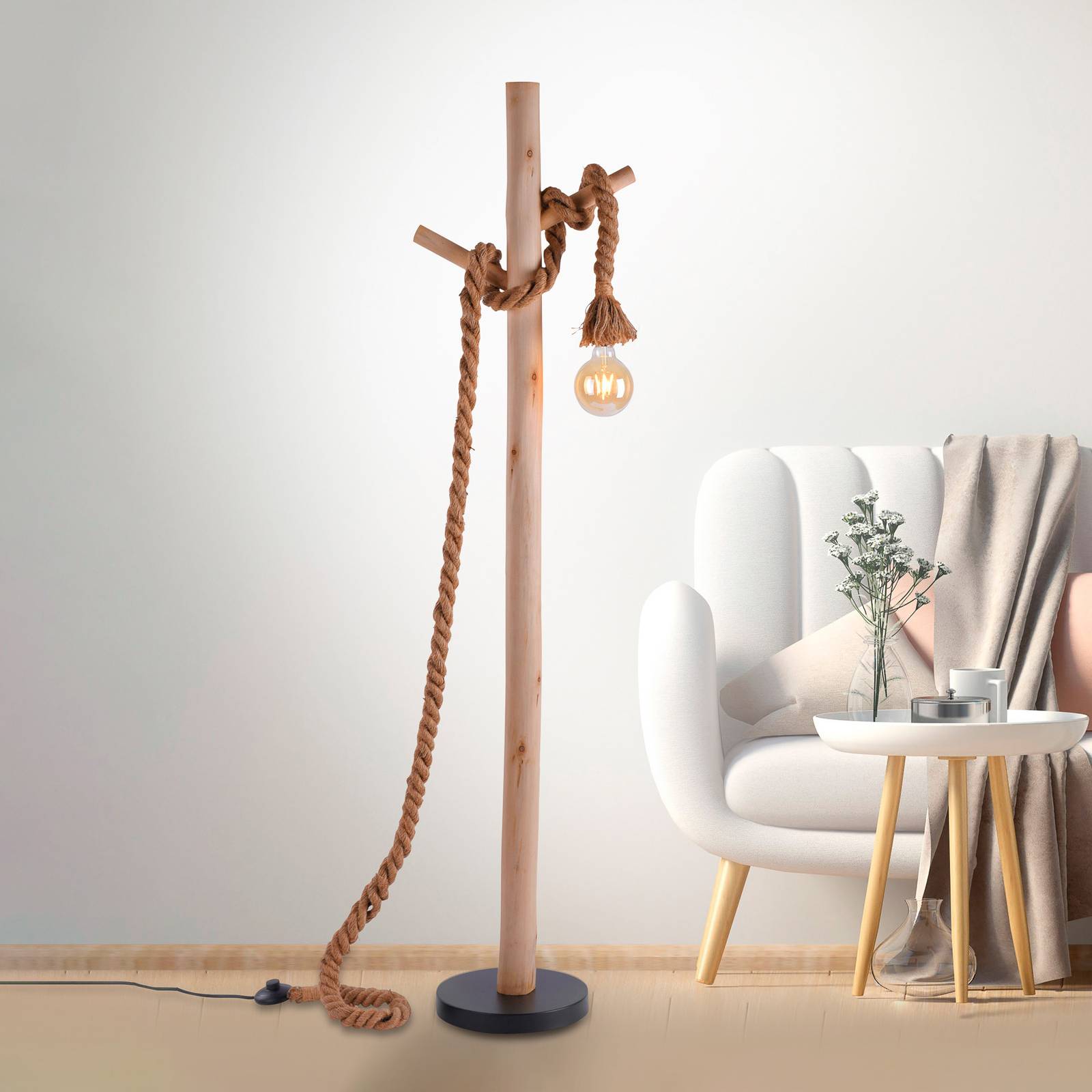 Stehleuchte Rope mit Seil und Holz, einflammig Stehleuchte Rope mit Seil und Holz, einflammig von JUST LIGHT.