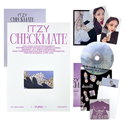 ITZY - [CHECKMATE](STANDARD EDITION - YUNA Ver.) Photobook + Photocard + CD-R + Mini Folding Poster + Lyric Paper + Sticker + Postcard Set + Special Card + Poster + 2 Badges + 4 Extra Photocards von JYP Ent.