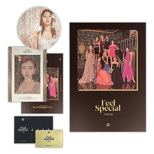 TWICE - 8th Mini Album [Feel Special] (C Ver.) Photobook + Lyrics Paper + CD-R + Photocard + Gold Photocard + 2 Pin Button Badges von JYP Ent.