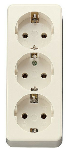 Jung 10 S 23 LA DREIFACH-STECKDOSE Jung 10 S 23 LA DREIFACH-STECKDOSE von Jung