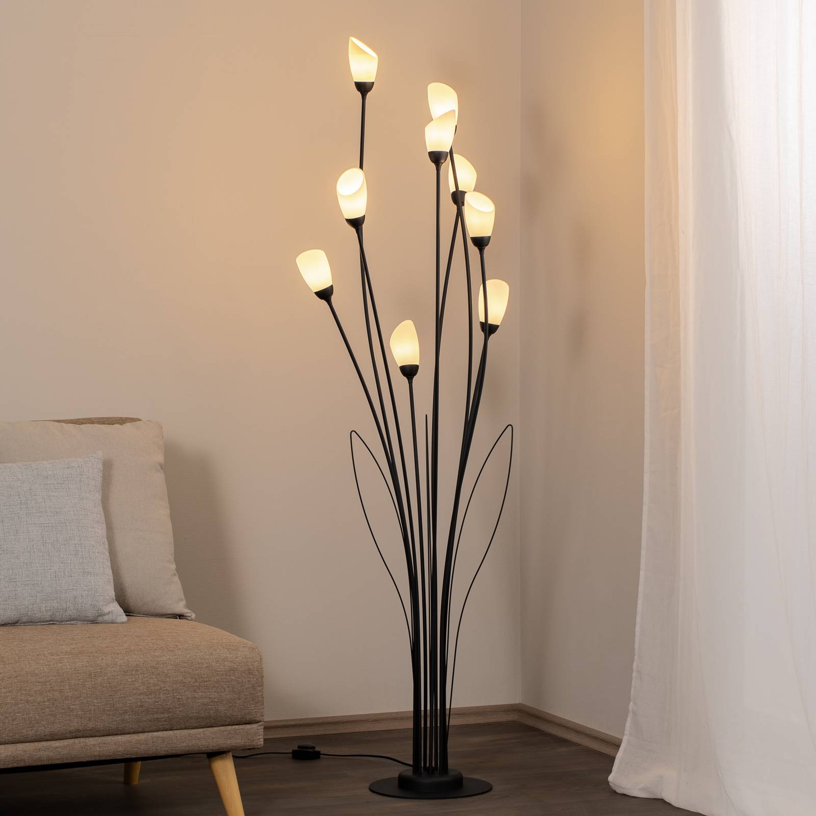 Stehleuchte Gloriosa, schwarz, Glas, 9-flammig Stehleuchte Gloriosa, schwarz, Glas, 9-flammig von Jupiter