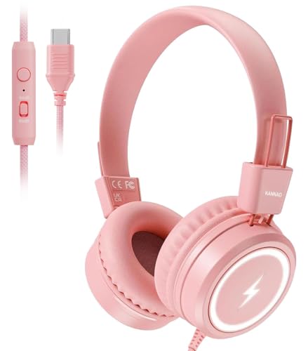 KONNAO Kinder Kopfhörer für Schule, USB Typ C Kinder Kopfhörer mit LED-Leuchten, verdrahtete Jungen Mädchen Kopfhörer mit Safe Limiter 85dB/94dB, Faltbare On Ear Kopfhörer mit Mikrofonen für Schule KONNAO Kinder Kopfhörer für Schule, USB Typ C Kinder Kopfhörer mit LED-Leuchten, verdrahtete Jungen Mädchen Kopfhörer mit Safe Limiter 85dB/94dB, Faltbare On Ear Kopfhörer mit Mikrofonen für Schule von KONNAO
