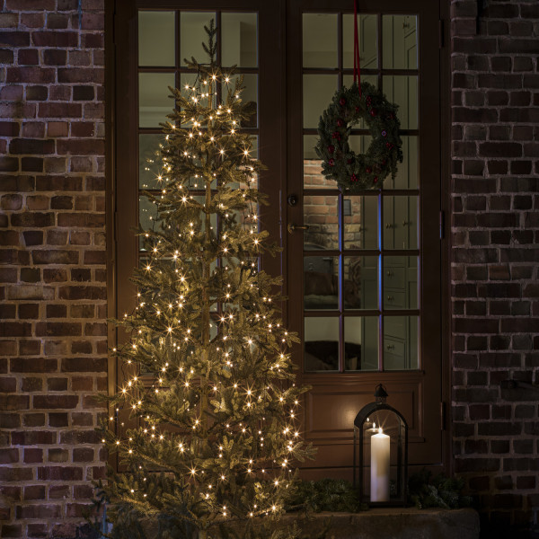 LED Baummantel Lichterkette - 6 Stränge á 45 gefrostete warmweiße L... von KONSTSMIDE
