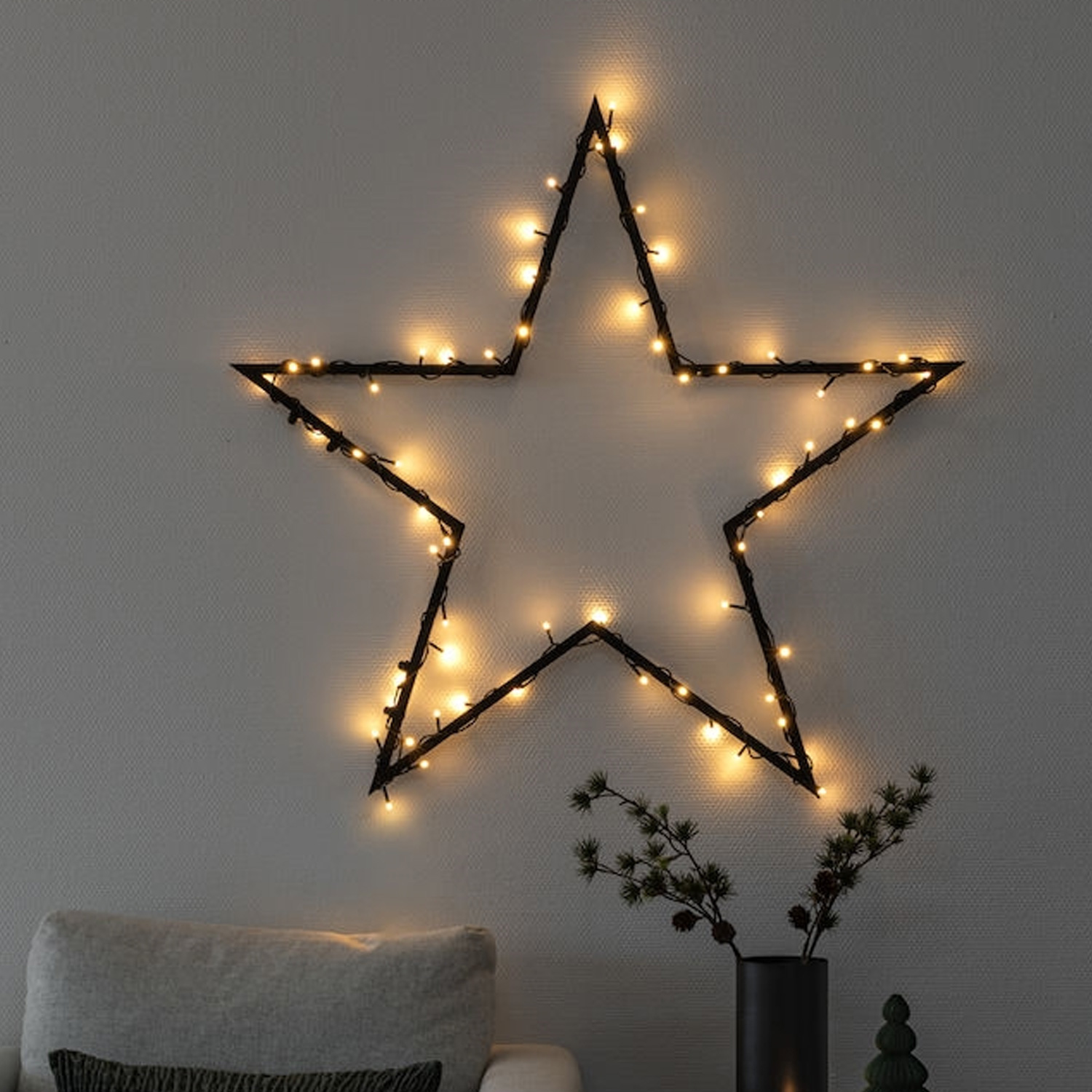 Micro LED Lichterkette - gefrostet - 100 bernsteinfarbene LED - L: 6,93m - grünes Kabel - Indoor Micro LED Lichterkette - gefrostet - 100 bernsteinfarbene LED - L: 6,93m - grünes Kabel - Indoor von KONSTSMIDE