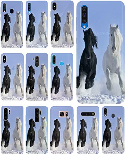 KUMO Hülle für Samsung Galaxy A20e Handyhülle Design 509 Pferd Pferde Schwarz Weiß im Schnee aus flexiblem Silikon SchutzHülle Softcase HandyCover Hülle für Samsung Galaxy A20e von KUMO