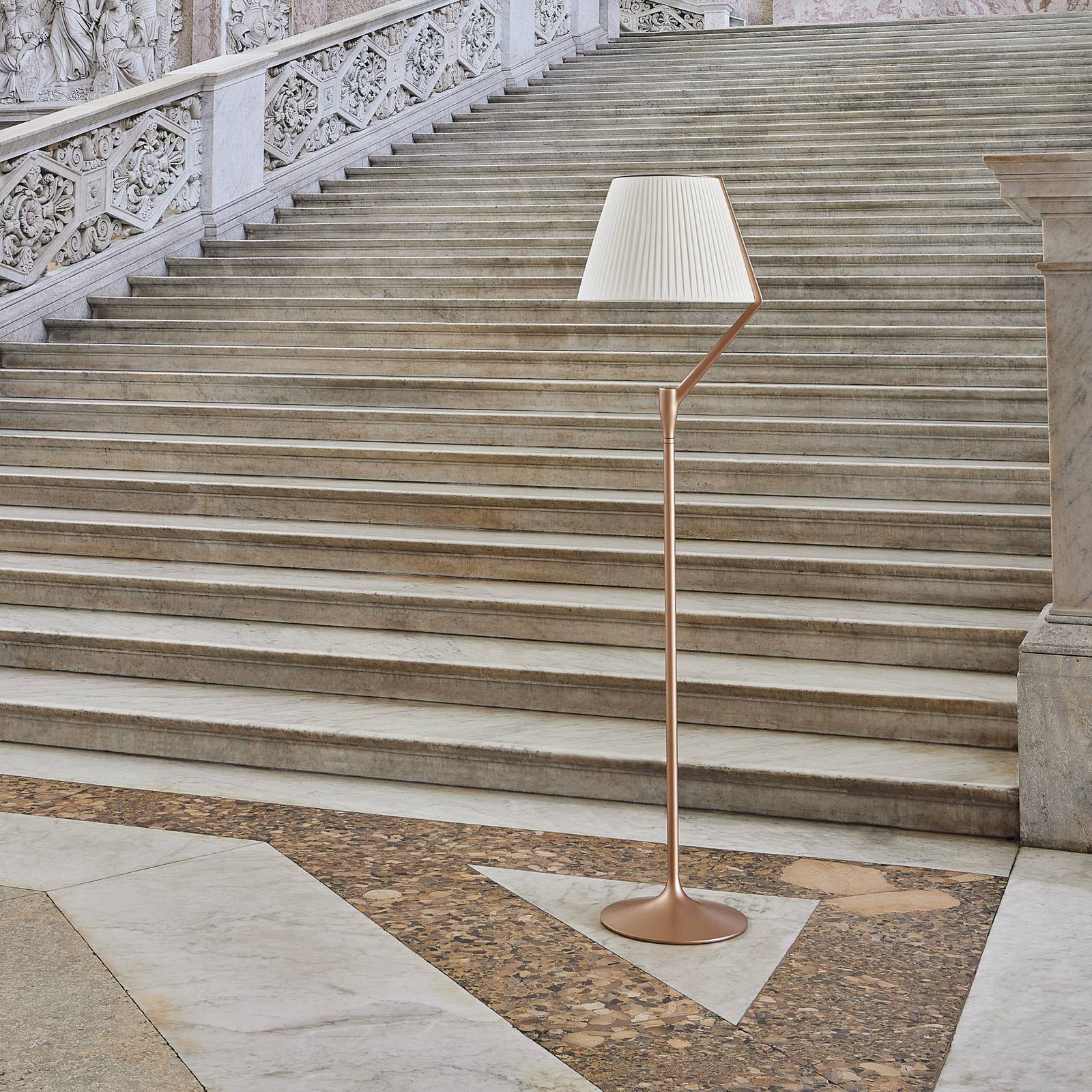 Kartell Angelo Stone LED-Stehleuchte, kupfer Kartell Angelo Stone LED-Stehleuchte, kupfer von Kartell