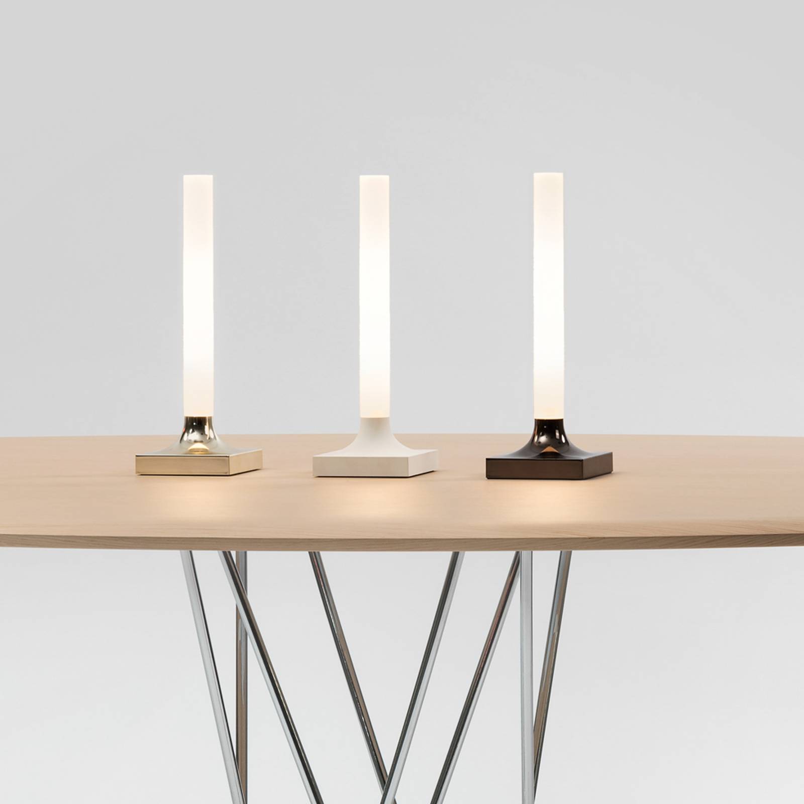 Kartell Goodnight LED-Tischleuchte IP20 weiß Kartell Goodnight LED-Tischleuchte IP20 weiß von Kartell