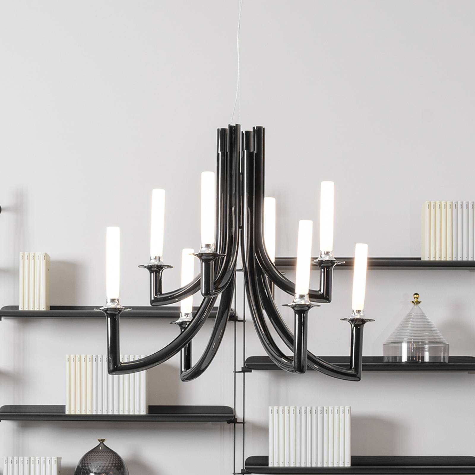Kartell Khan Kronleuchter, Ø 77 cm schwarz Kartell Khan Kronleuchter, Ø 77 cm schwarz von Kartell