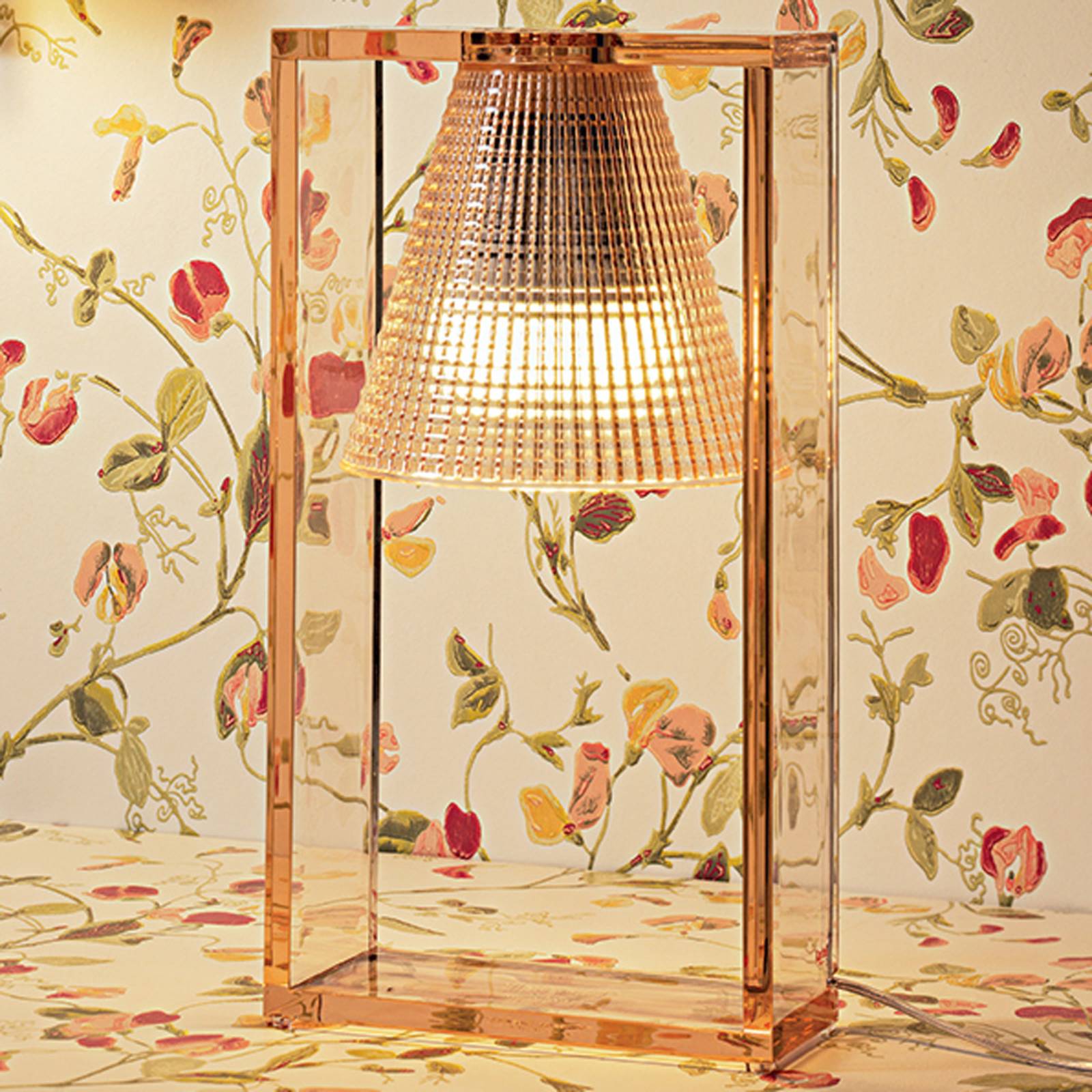 Kartell Light-Air Tischleuchte, rosa von Kartell