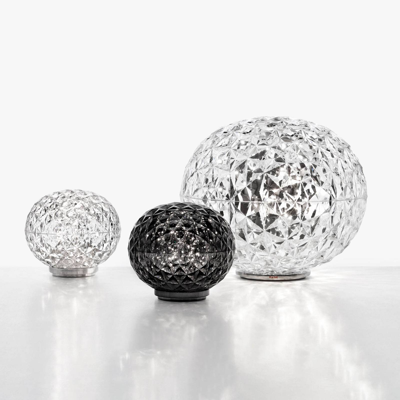 Kartell Mini Planet LED-Tischleuchte, transparent Kartell Mini Planet LED-Tischleuchte, transparent von Kartell