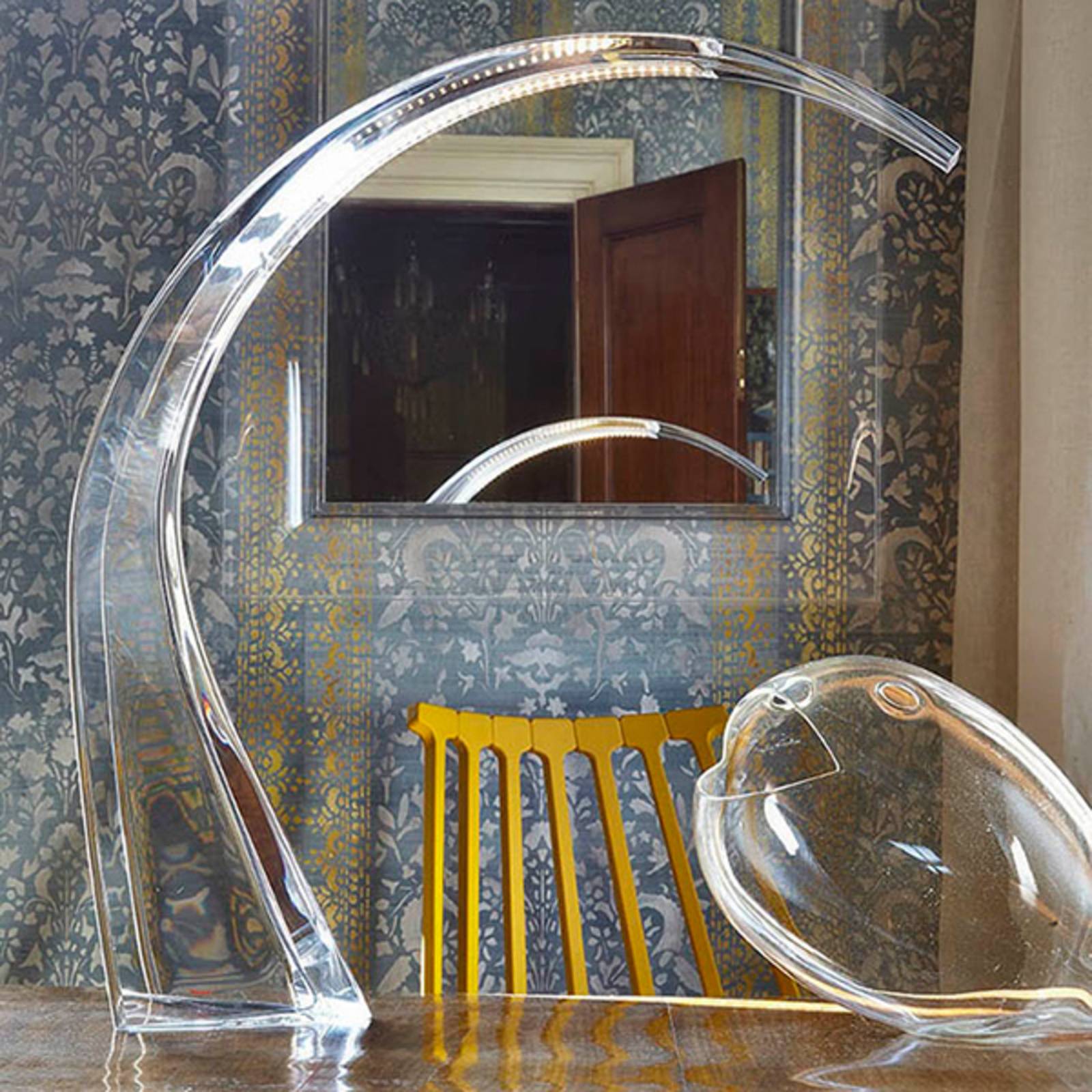 Kartell LED-Tischleuchte Taj, transparent, 62 cm, Kunststoff Kartell LED-Tischleuchte Taj, transparent, 62 cm, Kunststoff von Kartell