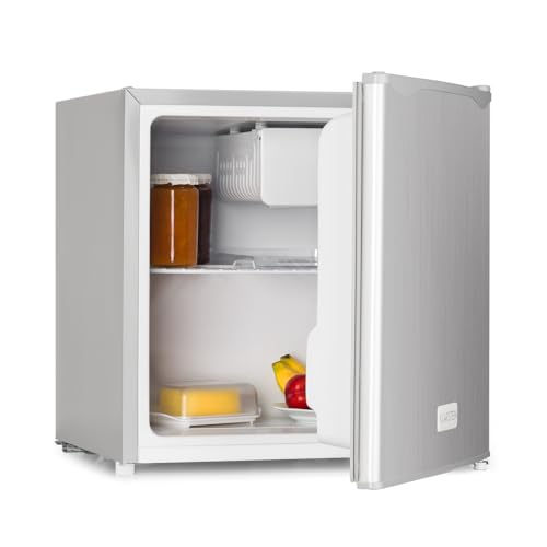 Klarstein Mini Bar, Mini-Kühlschrank, 46 l, 47 x 49,5 x 44, 4 cm, leise, Ablagefach, Ablagefach in der Tür, 1 Flaschenrega, kleines Gefrierfach mit Tropfschale, regulierbare Temperatur, Silber Klarstein Mini Bar, Mini-Kühlschrank, 46 l, 47 x 49,5 x 44, 4 cm, leise, Ablagefach, Ablagefach in der Tür, 1 Flaschenrega, kleines Gefrierfach mit Tropfschale, regulierbare Temperatur, Silber von Klarstein