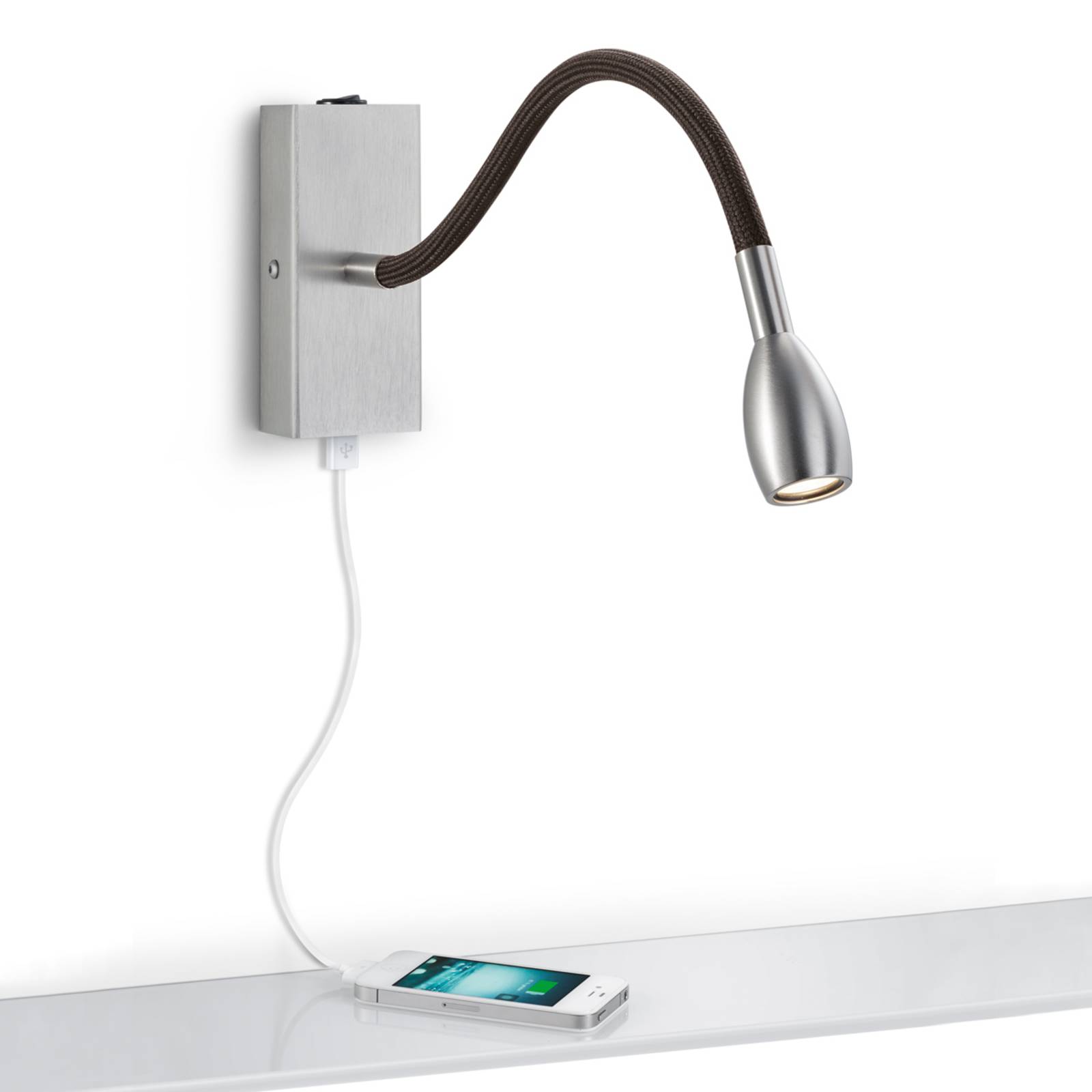 LED-Wandleuchte Milos nickel mit USB-Ladeanschluss von Knapstein