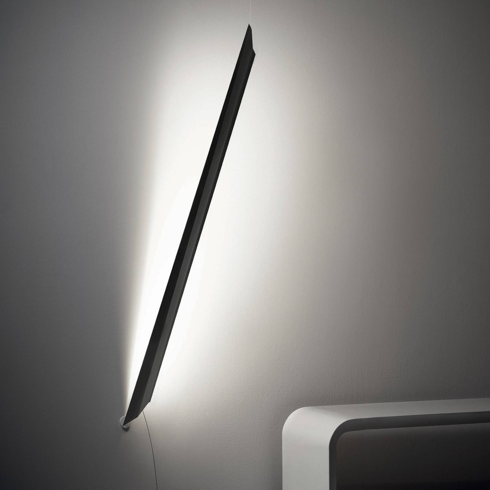 Knikerboker Schegge LED-Wandleuchte, schwarz matt Knikerboker Schegge LED-Wandleuchte, schwarz matt von Knikerboker
