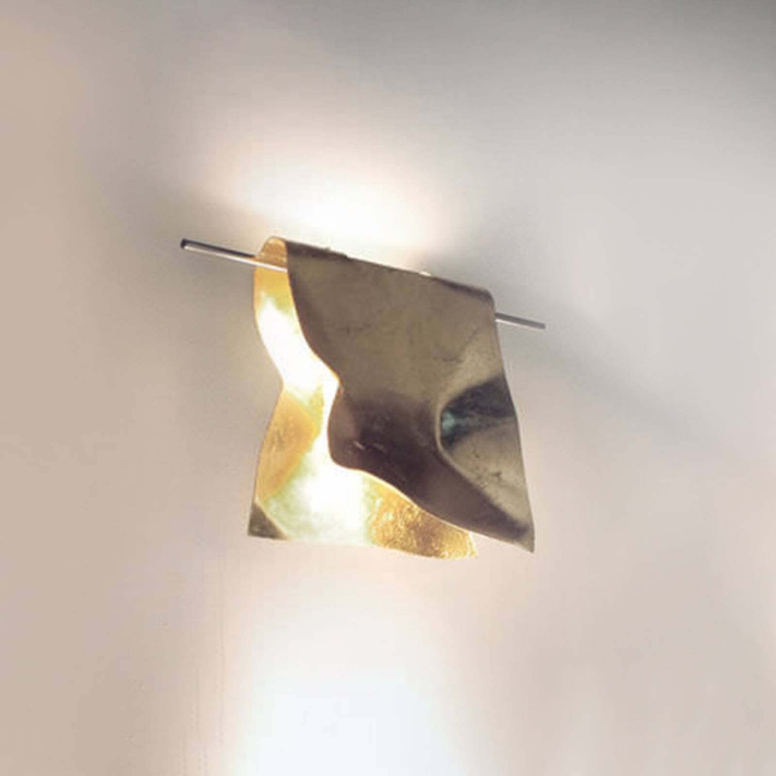 Knikerboker Stendimi - LED-Wandleuchte, Blattgold Knikerboker Stendimi - LED-Wandleuchte, Blattgold von Knikerboker