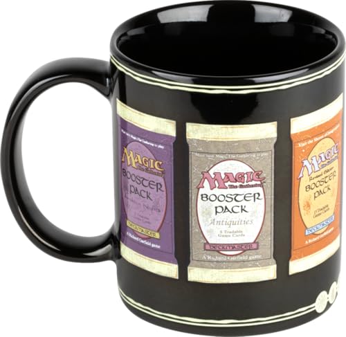 Konix Magic The Gathering Mug - Keramikbecher - 320 ml - Motiv Booster Packs - Schwarz Konix Magic The Gathering Mug - Keramikbecher - 320 ml - Motiv Booster Packs - Schwarz von Konix