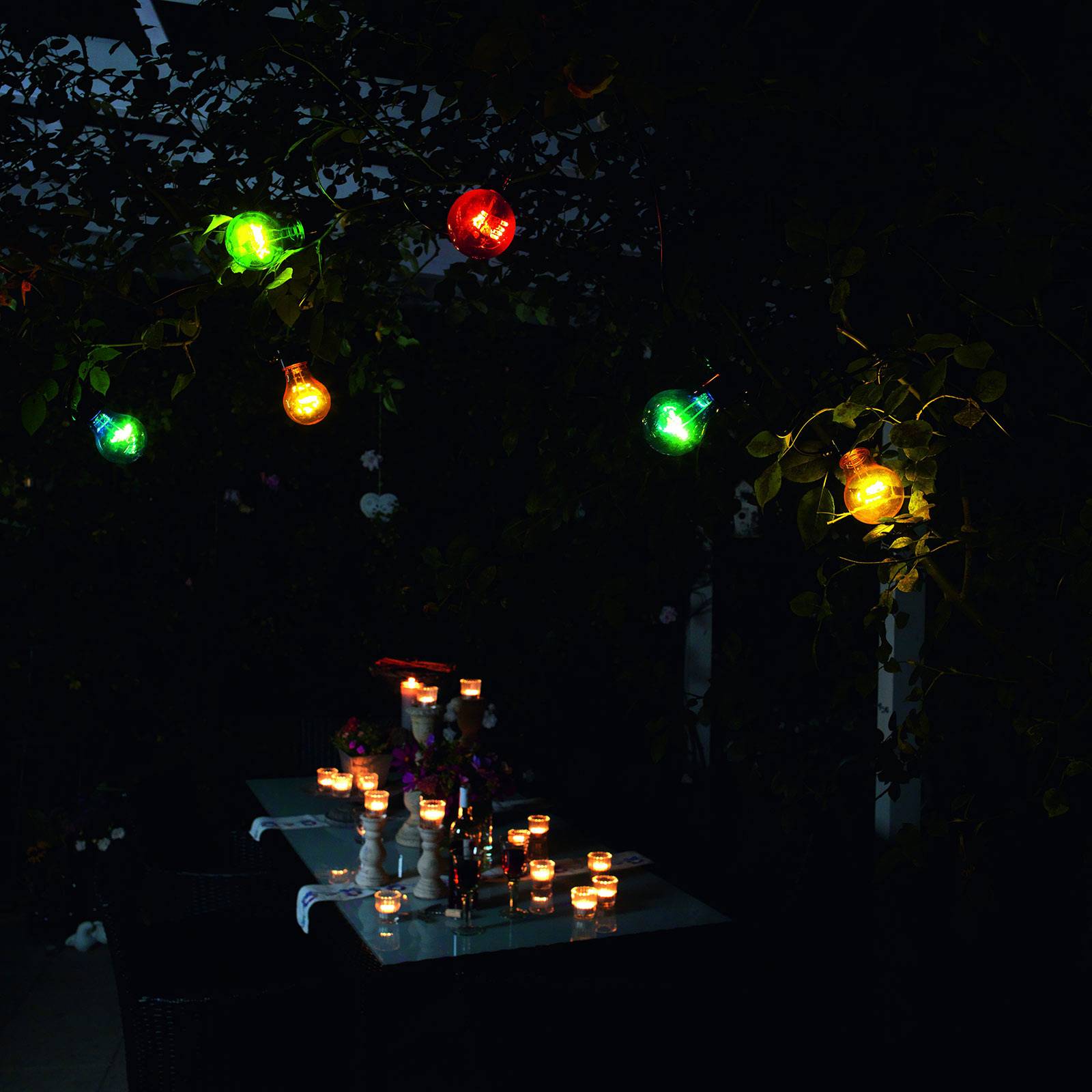 Lichterkette Biergarten 20 bunte LED-Birnen Lichterkette Biergarten 20 bunte LED-Birnen von Konstsmide Christmas