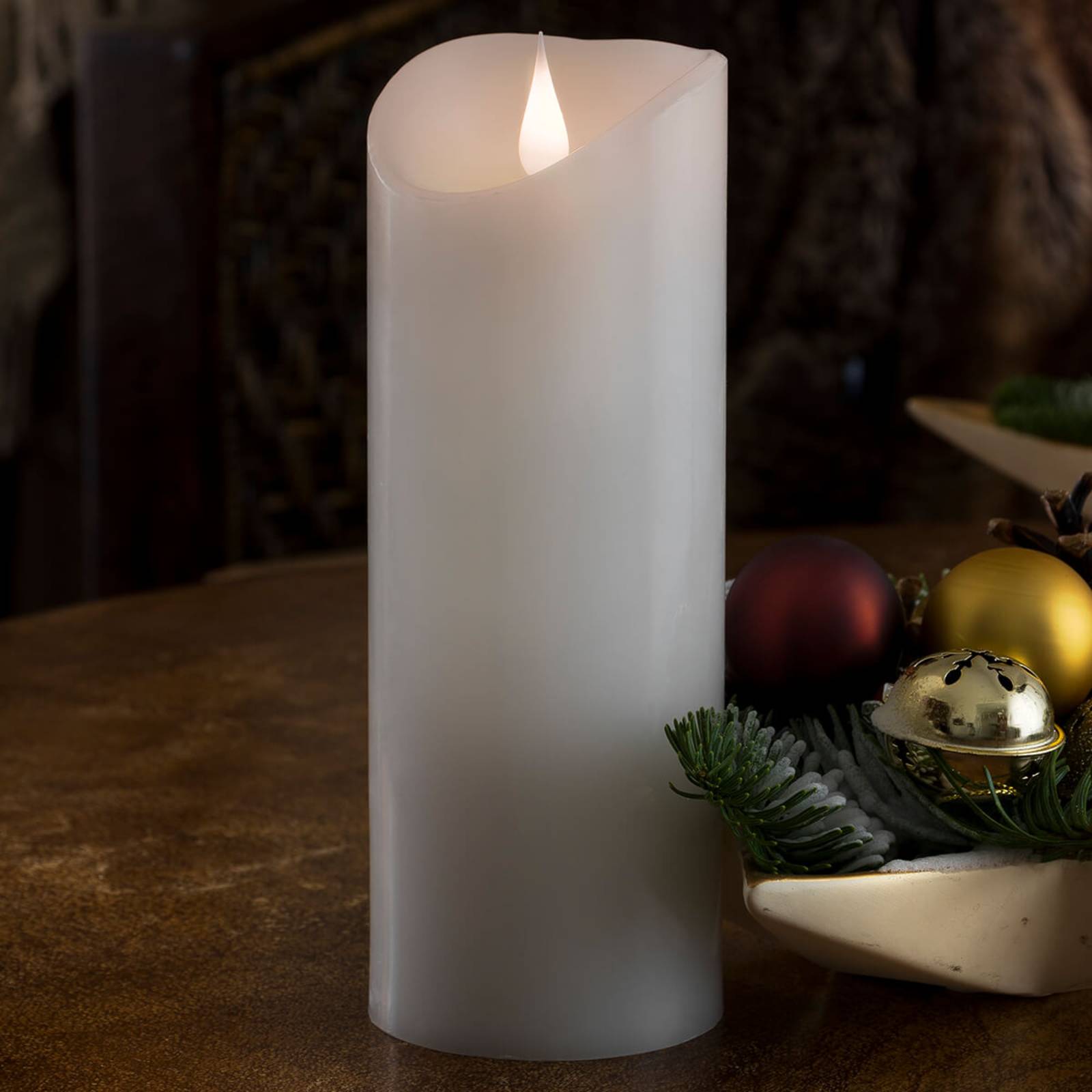Mit 3D-Flamme ausgestattet - LED-Kerze Echtwachs von Konstsmide Christmas