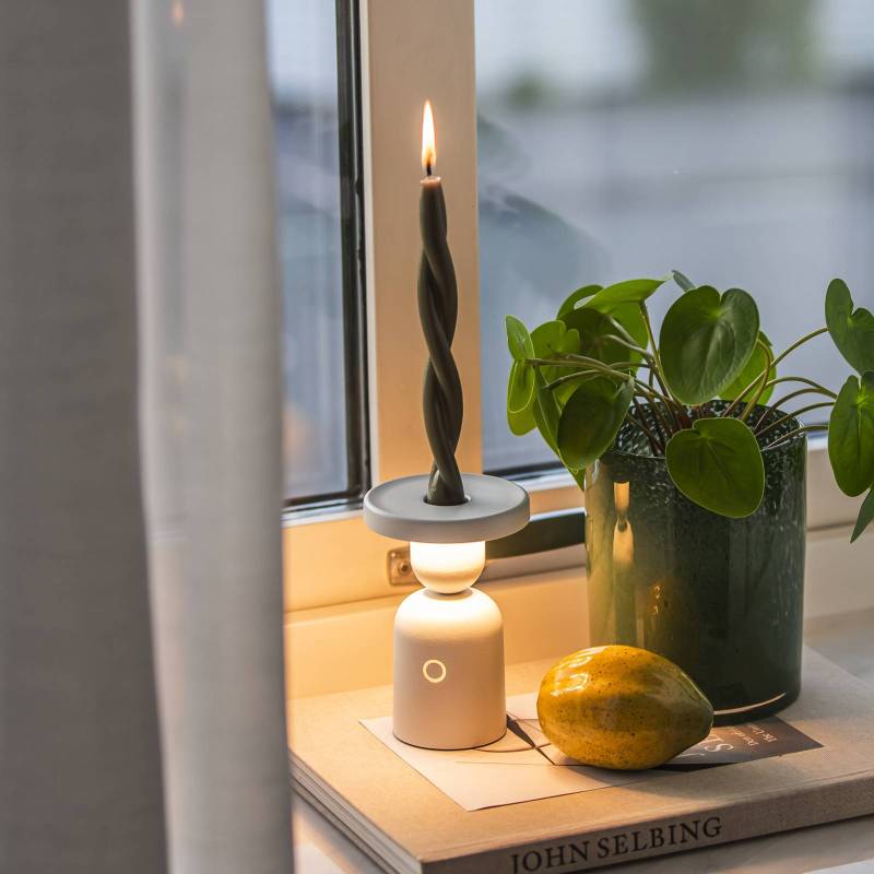 LED-Akku-Tischlampe Nantes, weiß, Alu, IP54, Dimmer, CCT von Konstsmide