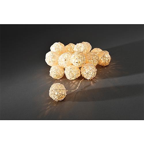 LED Dekolichterkette 16 LED warmweiß 3151-103 Kugeln aus geflochtenen Zweigen LED Dekolichterkette 16 LED warmweiß 3151-103 Kugeln aus geflochtenen Zweigen von Konstsmide