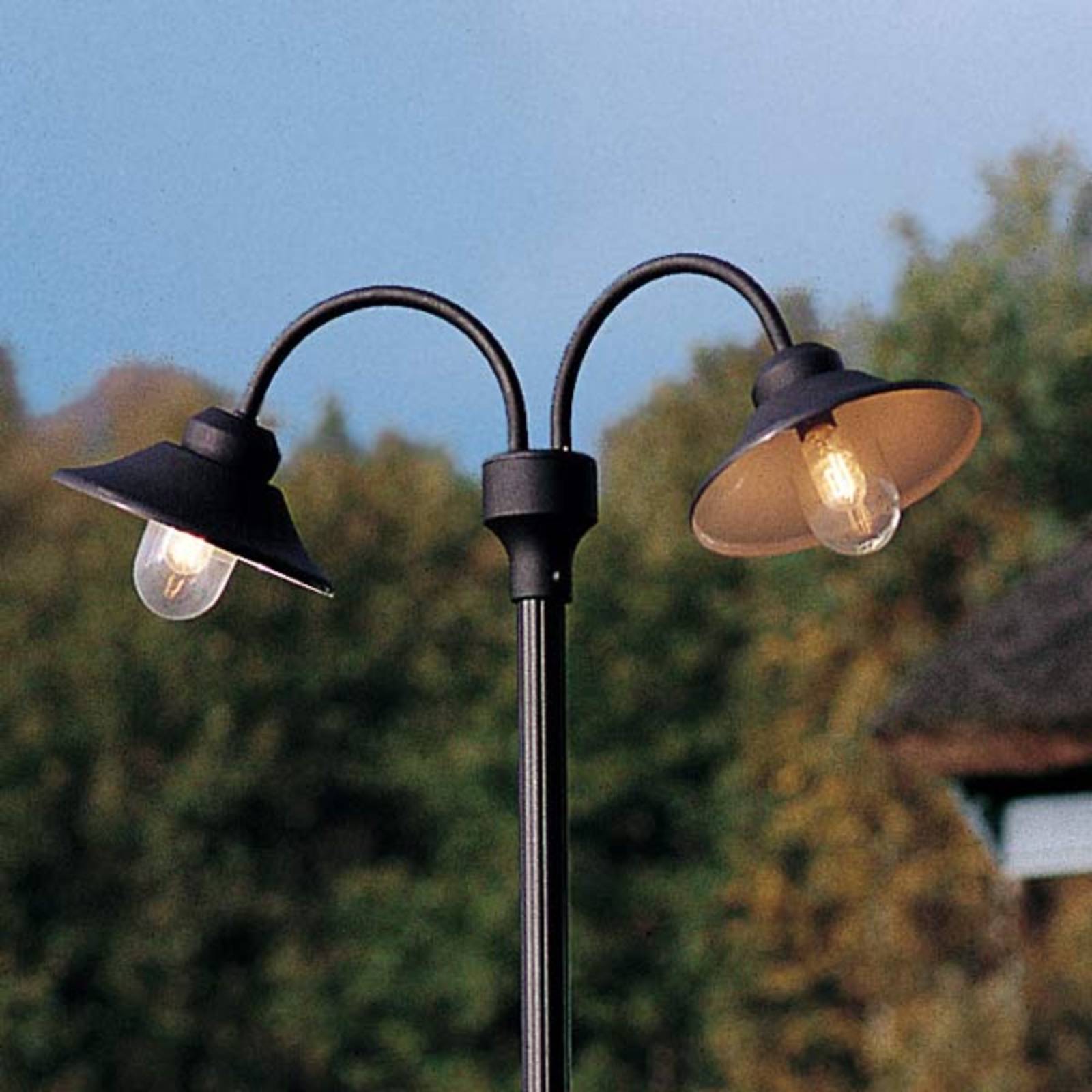 Mastleuchte Vega, schwarz matt zweiflammig, 247 cm Mastleuchte Vega, schwarz matt zweiflammig, 247 cm von Konstsmide