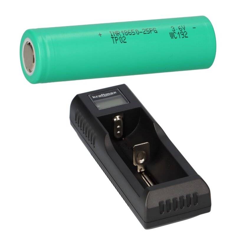 Kraftmax BC-1000 Ladegerät + TerraE INR 18650 25P 3,6V von Kraftmax