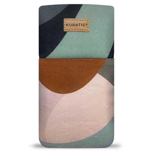 Kuratist Handy-Tasche 'AHOI' - Universell kompatibel (z.B. iPhone 16/15/14/13 Plus/Pro Max) - Handgefertigt aus Baumwoll-Canvas - Mit Schutzklappe (Large) (Organic) von Kuratist