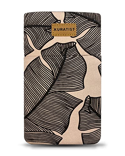 Kuratist Handy-Tasche 'AHOI' - Universell kompatibel z.B. iPhone 15/14/13 or Pro, Galaxy S24/S23, Xiaomi 14/13 - Handgefertigt aus Baumwoll-Canvas - Mit Schutzklappe - Leaves Kuratist Handy-Tasche 'AHOI' - Universell kompatibel z.B. iPhone 15/14/13 or Pro, Galaxy S24/S23, Xiaomi 14/13 - Handgefertigt aus Baumwoll-Canvas - Mit Schutzklappe - Leaves von Kuratist