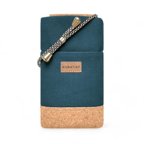 Kuratist NELA Handy Umhängetasche - Canvas & Naturkork - Blau - Größe M (Teal) - Für Smartphones bis 6.1 Zoll, Kompatibel mit iPhone, Galaxy, Xiaomi, Verstellbarer Gurt, Modern & Minimalistisch von Kuratist