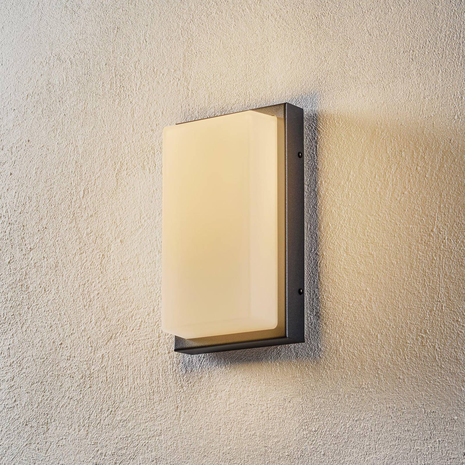 LED-Außenwandleuchte Babett, Edelstahl, Glas, Sensor LED-Außenwandleuchte Babett, Edelstahl, Glas, Sensor von LCD