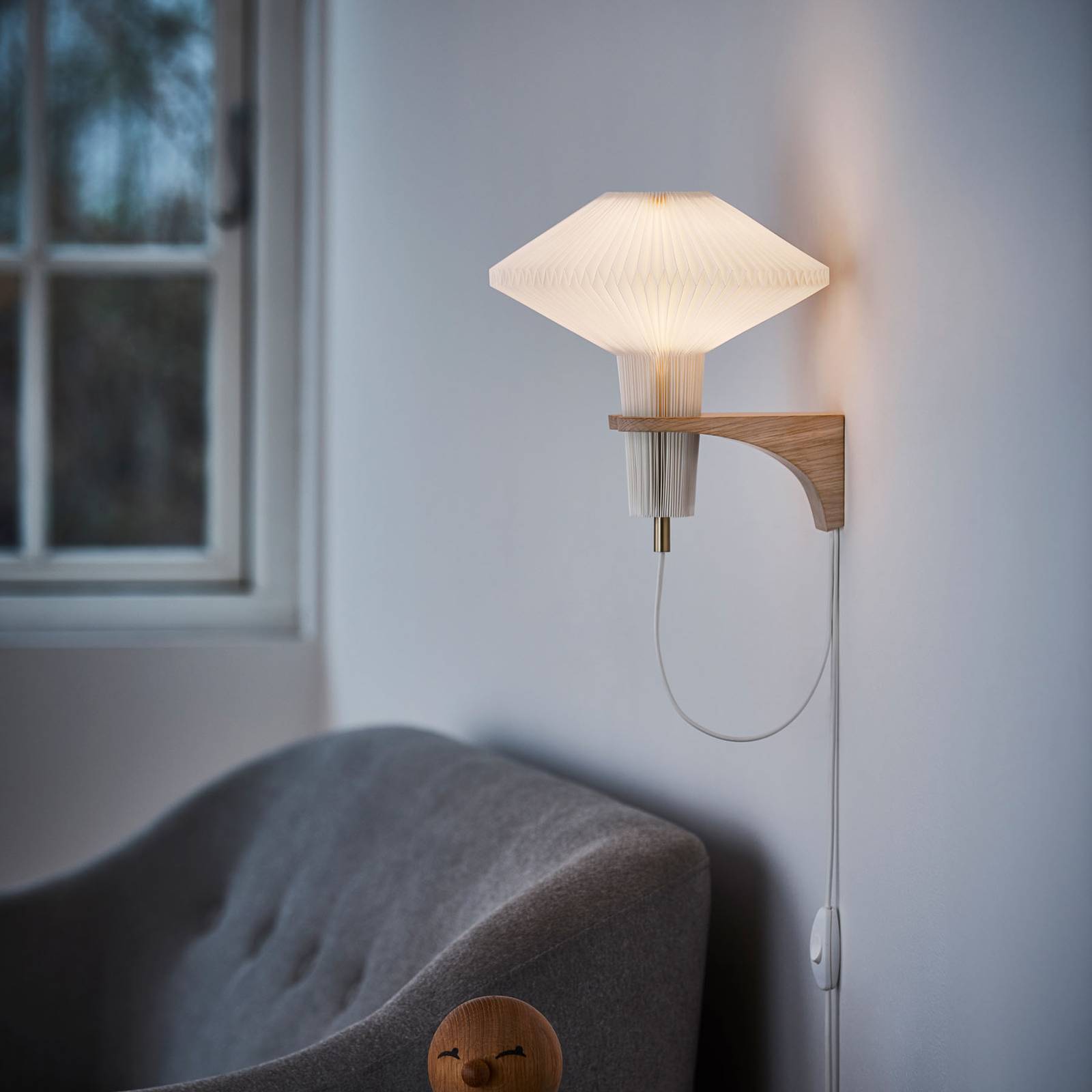 LE KLINT The Mushroom Wandleuchte, mit Eichenholz LE KLINT The Mushroom Wandleuchte, mit Eichenholz von LE KLINT