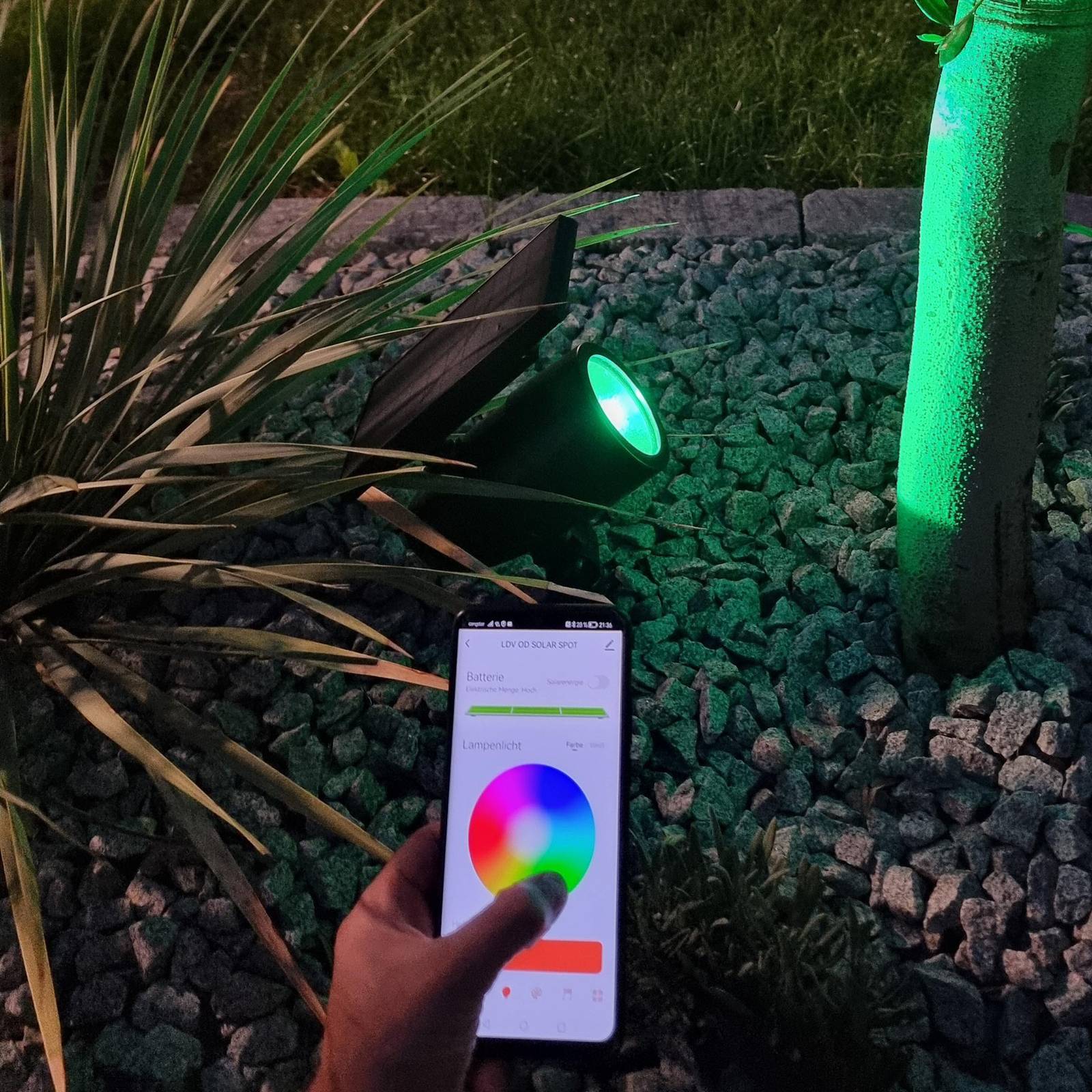 LEDVANCE SMART+ Bluetooth Solar LED-Spot, Erdspieß RGB IP44 von LEDVANCE SMART+